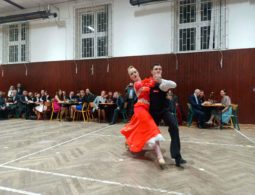 Společenský večer s tancem